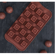 Форма силиконовая для льда и шоколада 21×10 «Конфетка», 15 ячеек (2,3×2,3 см)